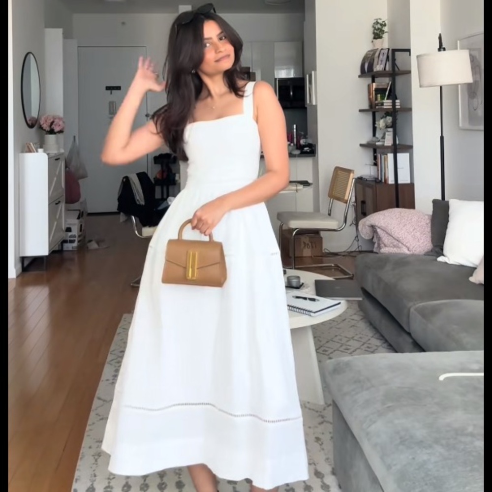 Reformation Everett Linen Dress in White - Picture 5 of 10
